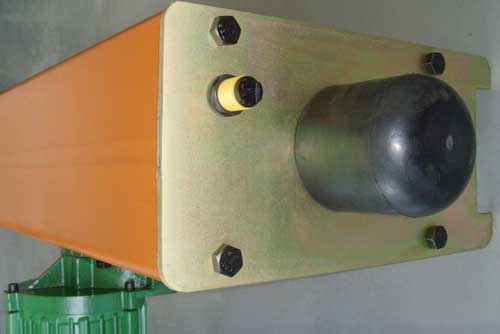 end carriages limting device
